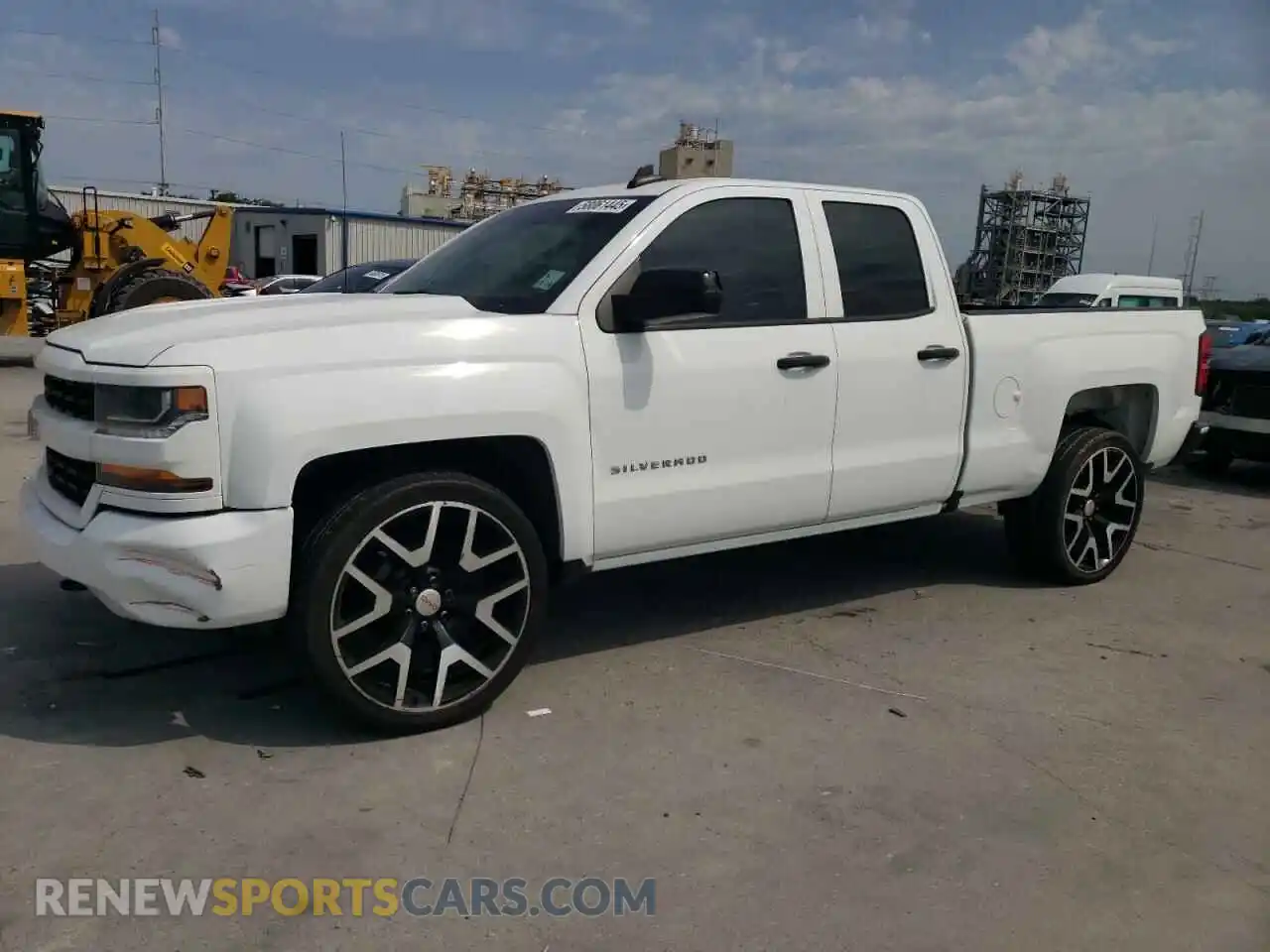 1 Photograph of a damaged car 2GCRCMEC8K1245533 CHEVROLET ALL Models 2019