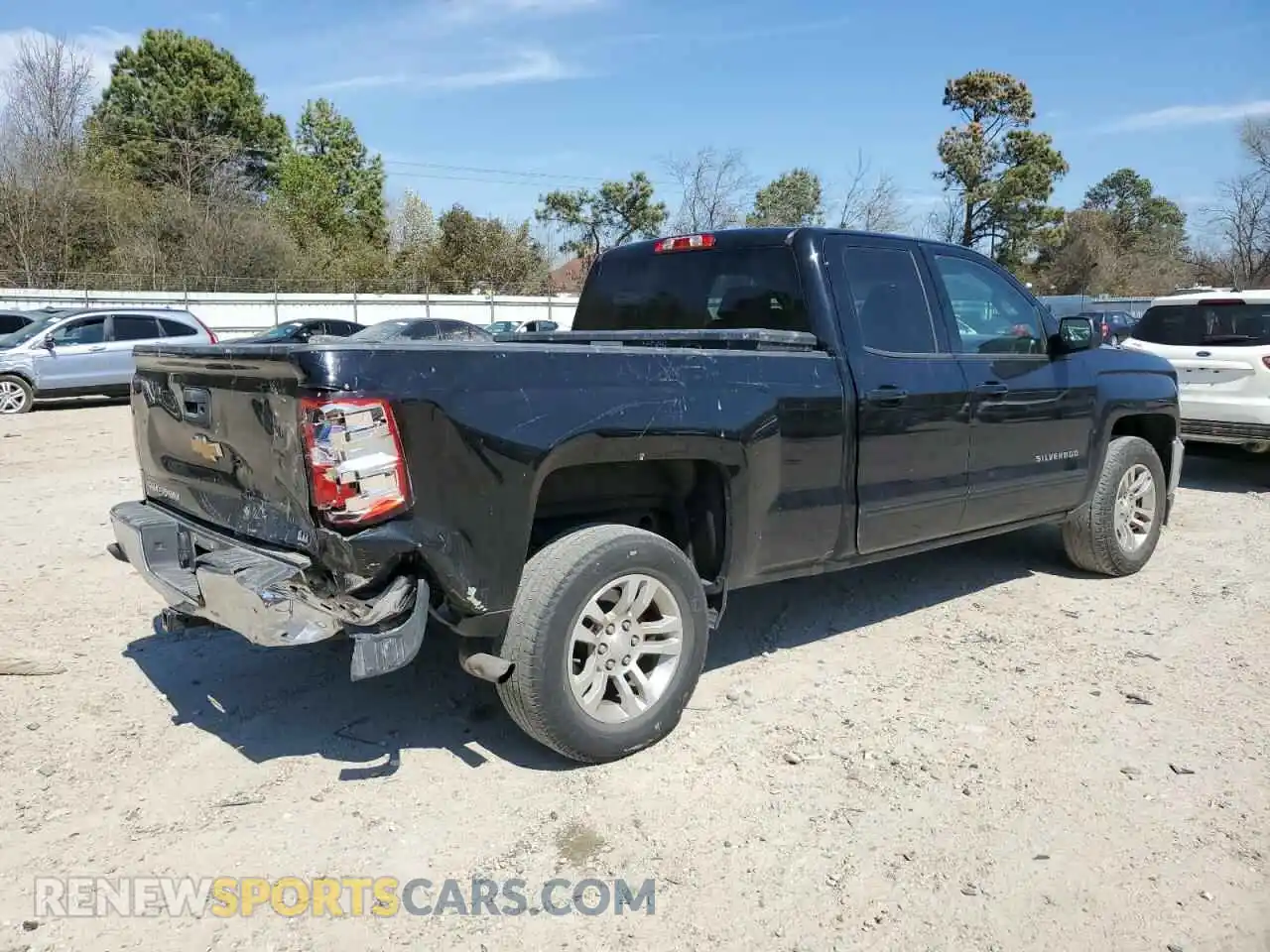 3 Photograph of a damaged car 2GCRCPEC0K1217226 CHEVROLET ALL Models 2019