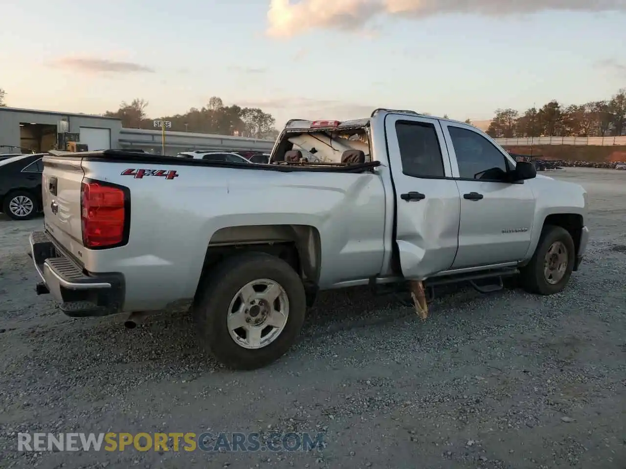 3 Photograph of a damaged car 2GCVKMEC0K1198113 CHEVROLET ALL Models 2019