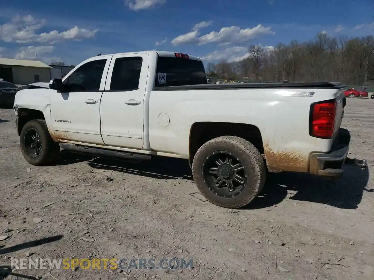 2 Photograph of a damaged car 2GCVKPEC0K1106385 CHEVROLET ALL Models 2019