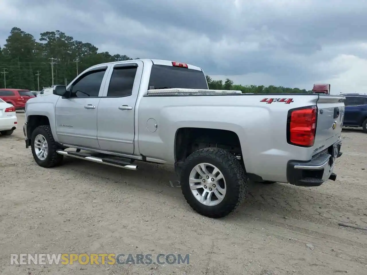 2 Photograph of a damaged car 2GCVKPEC1K1109456 CHEVROLET ALL Models 2019