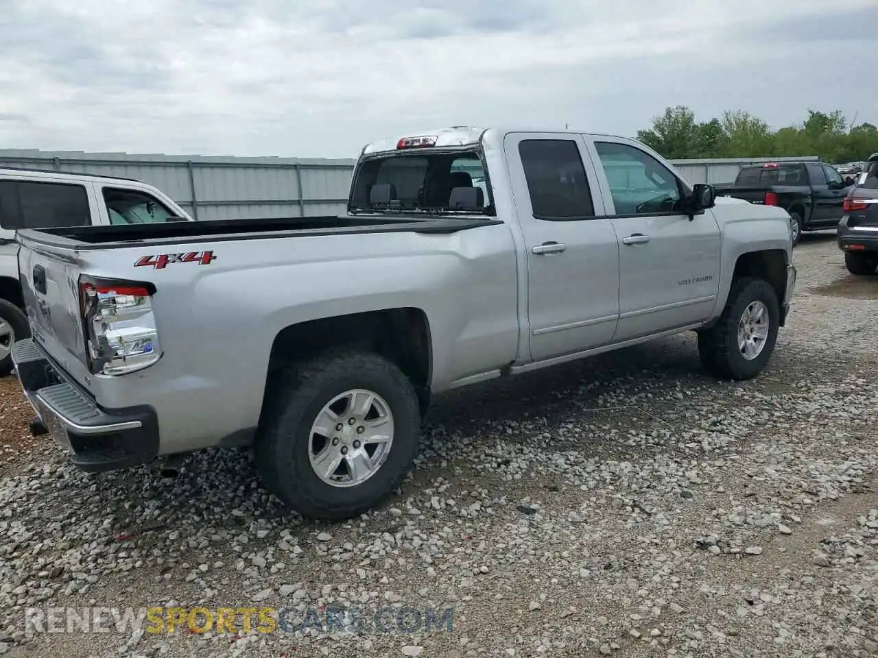 3 Photograph of a damaged car 2GCVKPEC3K1150798 CHEVROLET ALL Models 2019
