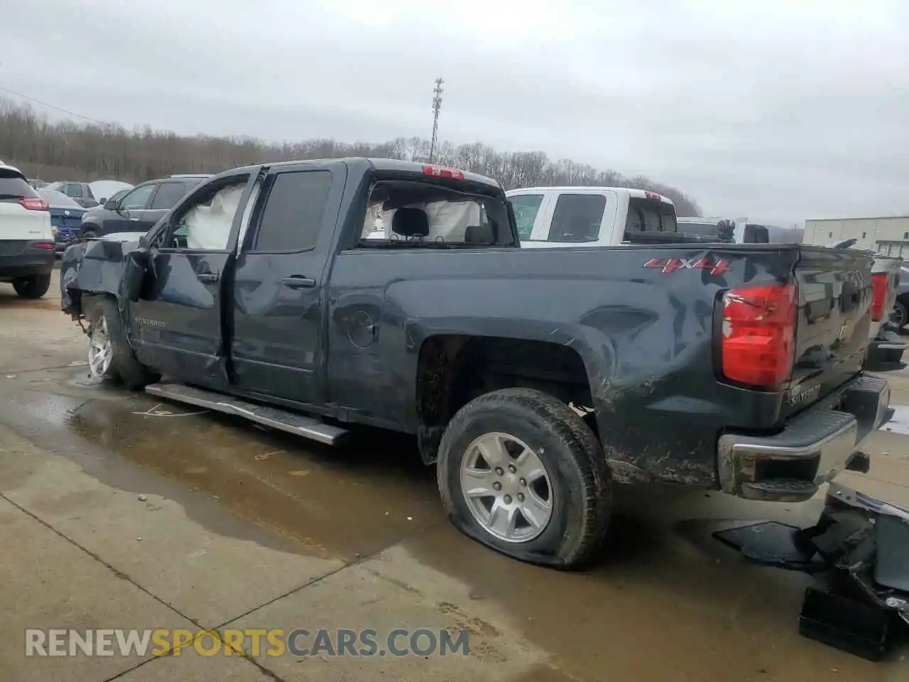 2 Photograph of a damaged car 2GCVKPEC4K1122623 CHEVROLET ALL Models 2019