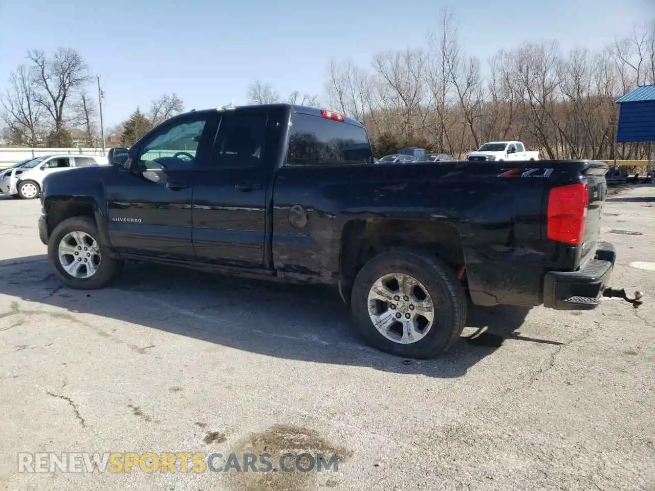 2 Photograph of a damaged car 2GCVKPEC8K1106358 CHEVROLET ALL Models 2019