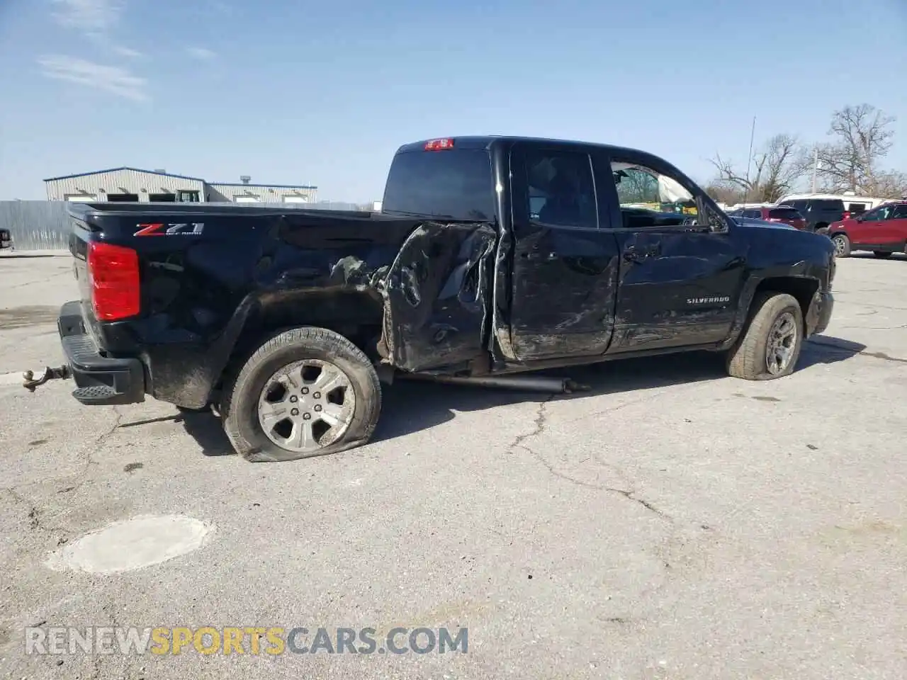 3 Photograph of a damaged car 2GCVKPEC8K1106358 CHEVROLET ALL Models 2019