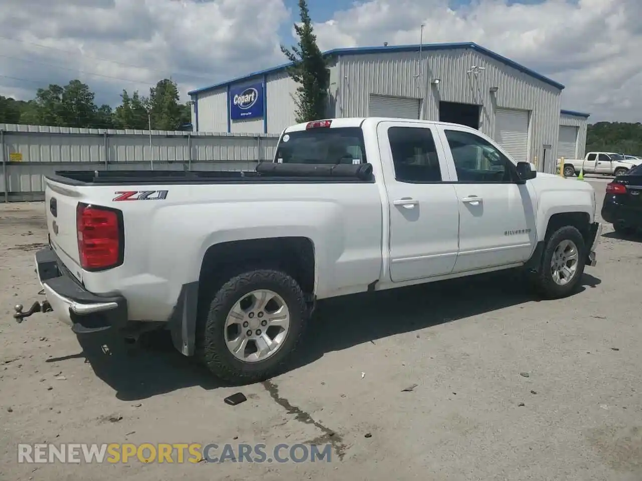3 Photograph of a damaged car 2GCVKPEC8K1235572 CHEVROLET ALL Models 2019