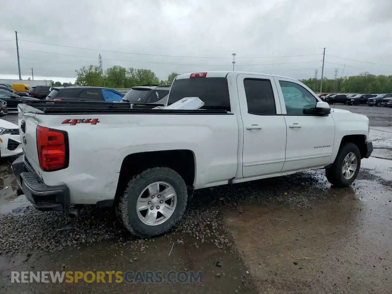 3 Photograph of a damaged car 2GCVKPEC9K1132631 CHEVROLET ALL Models 2019