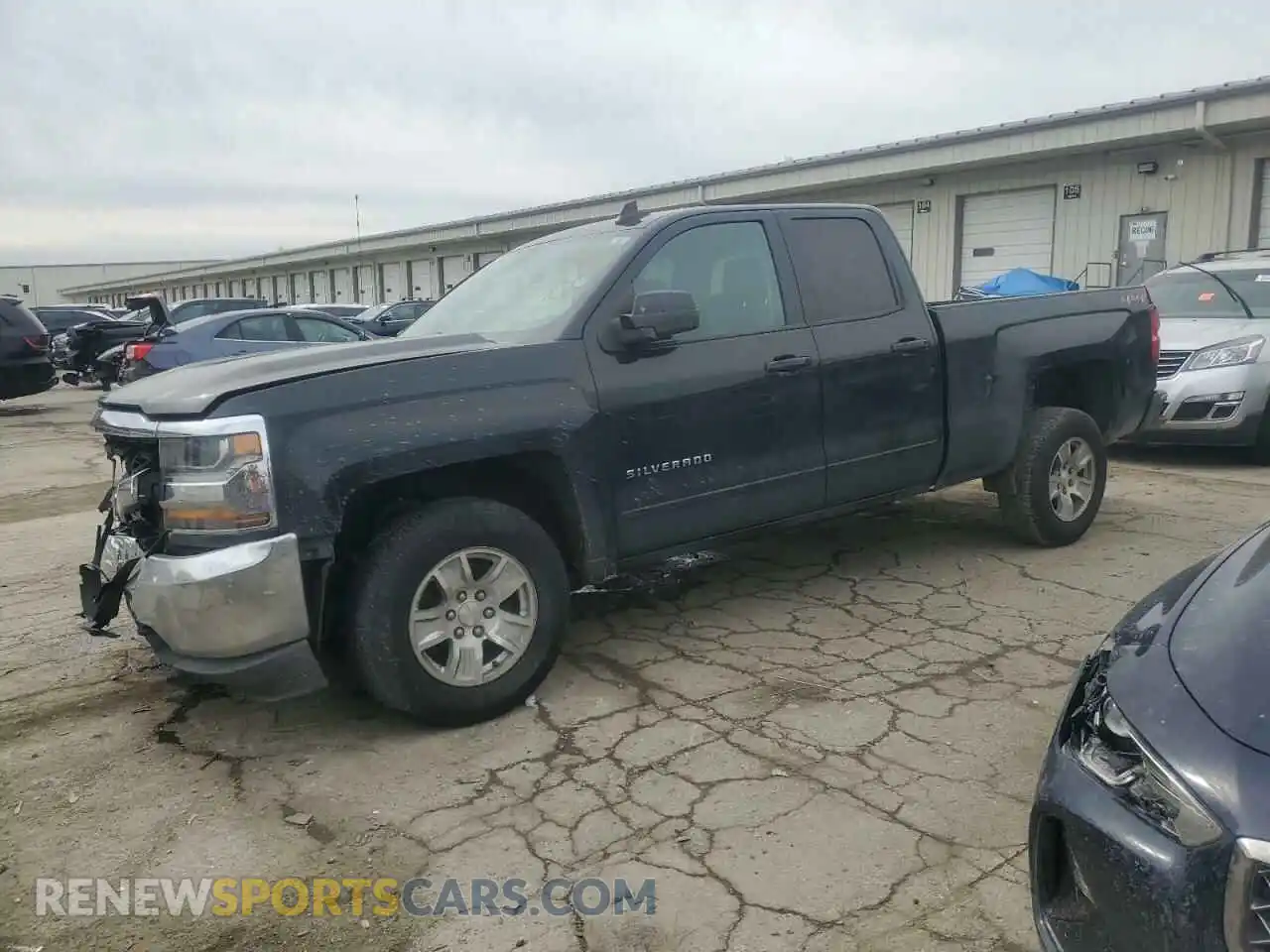 1 Photograph of a damaged car 2GCVKPECXK1108418 CHEVROLET ALL Models 2019