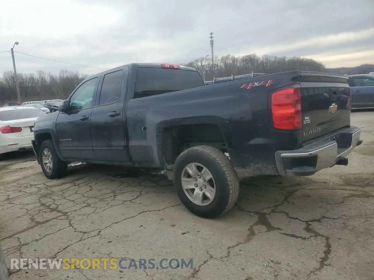 2 Photograph of a damaged car 2GCVKPECXK1108418 CHEVROLET ALL Models 2019