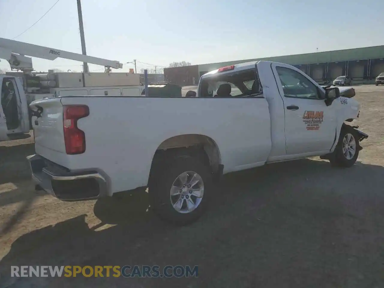 3 Photograph of a damaged car 3GCNWAEFXKG241621 CHEVROLET ALL Models 2019