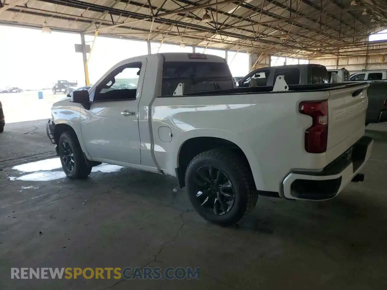 2 Photograph of a damaged car 3GCNWAEH9KG300837 CHEVROLET ALL Models 2019