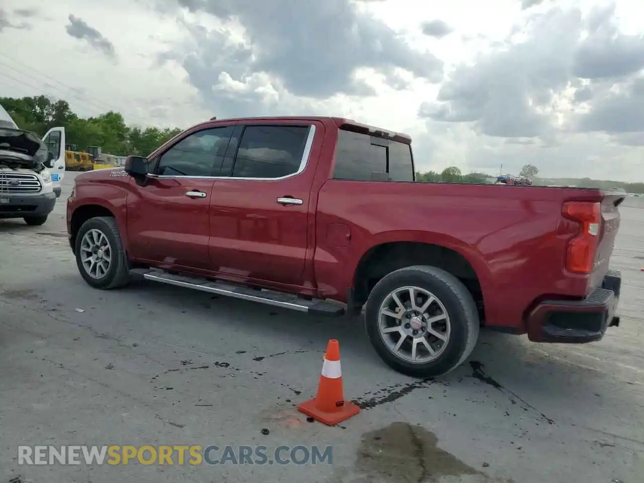 2 Photograph of a damaged car 3GCPWFED8KG257983 CHEVROLET ALL Models 2019