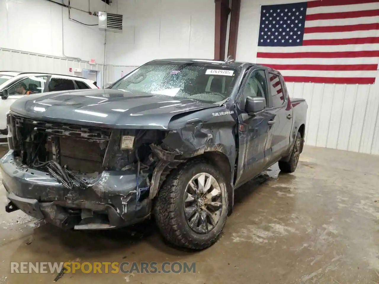 1 Photograph of a damaged car 3GCPYBEH2KG309386 CHEVROLET ALL Models 2019