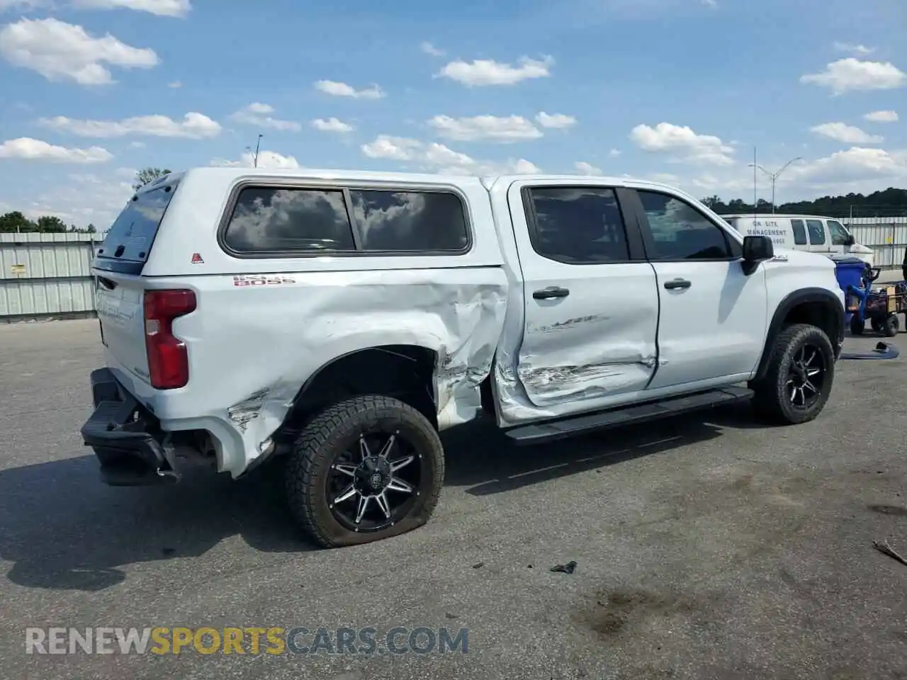 3 Photograph of a damaged car 3GCPYCEF1KG145309 CHEVROLET ALL Models 2019
