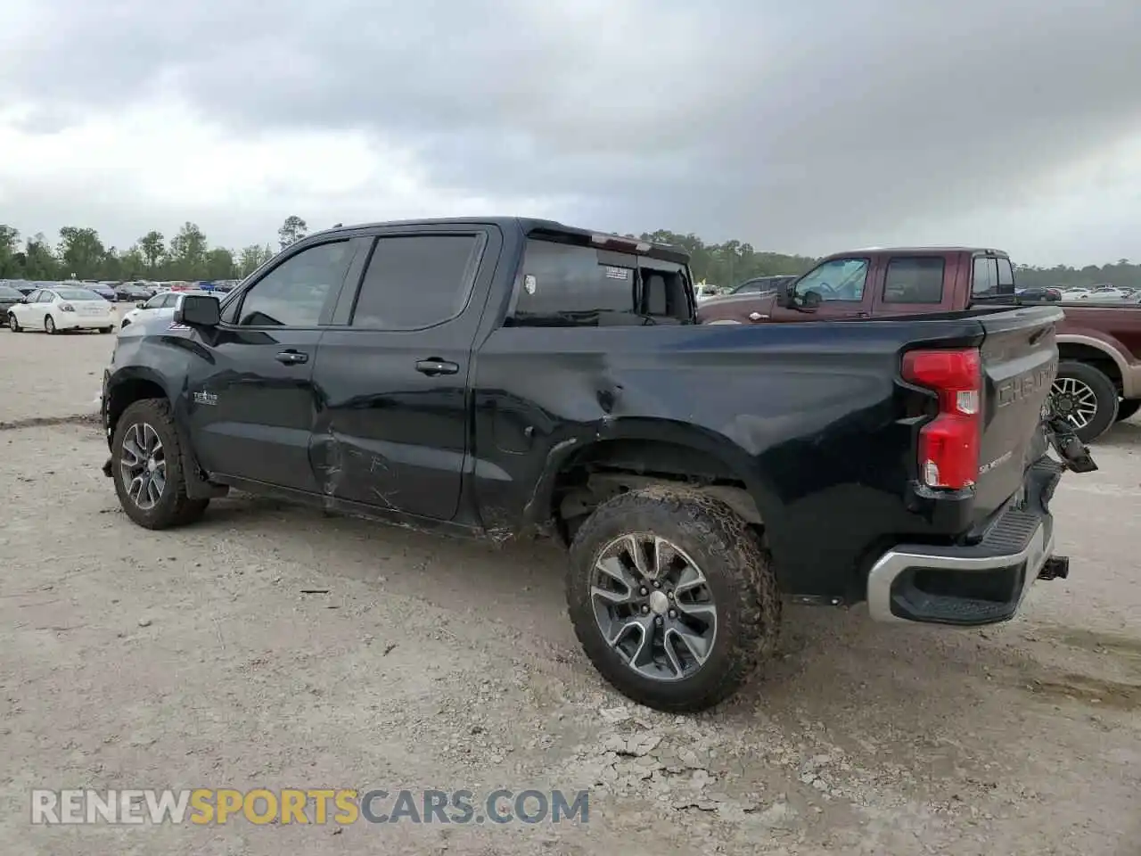 2 Photograph of a damaged car 3GCUYDED3KG191361 CHEVROLET ALL Models 2019