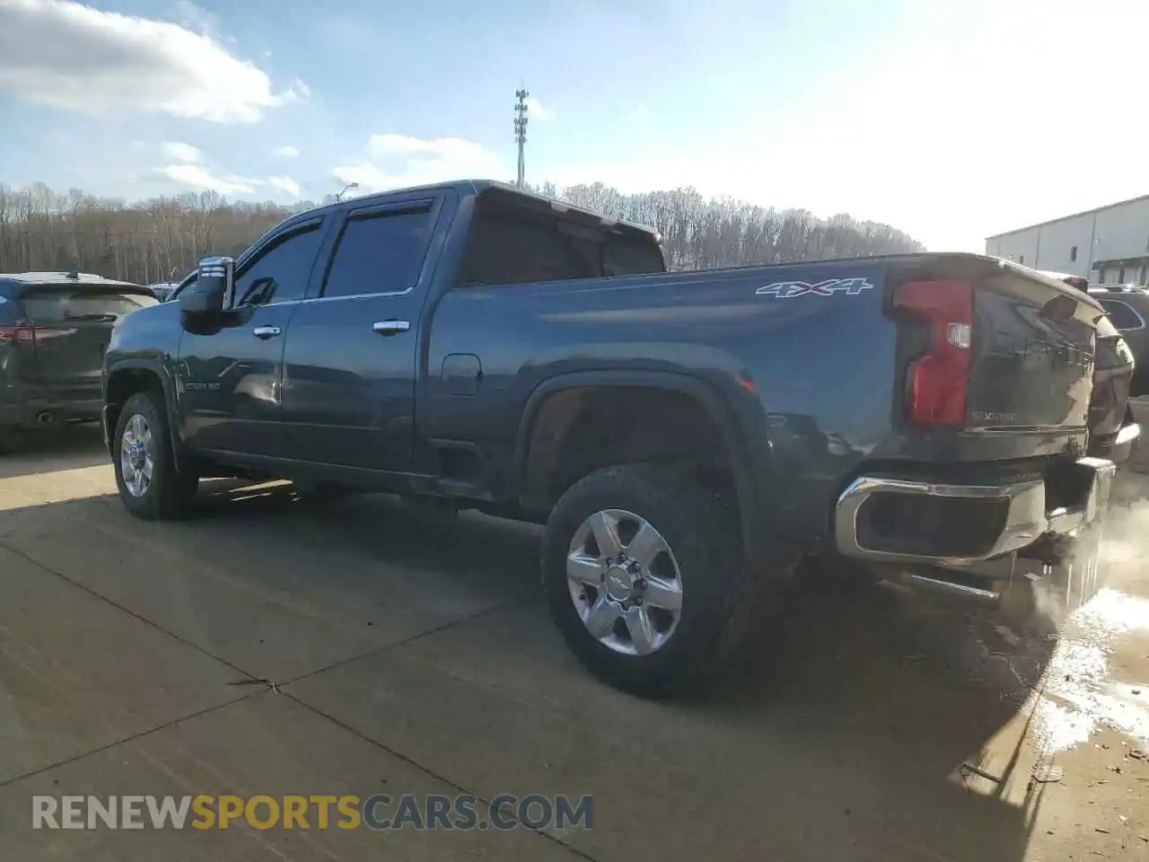 2 Photograph of a damaged car 1GC4YPE70LF124795 CHEVROLET ALL Models 2020