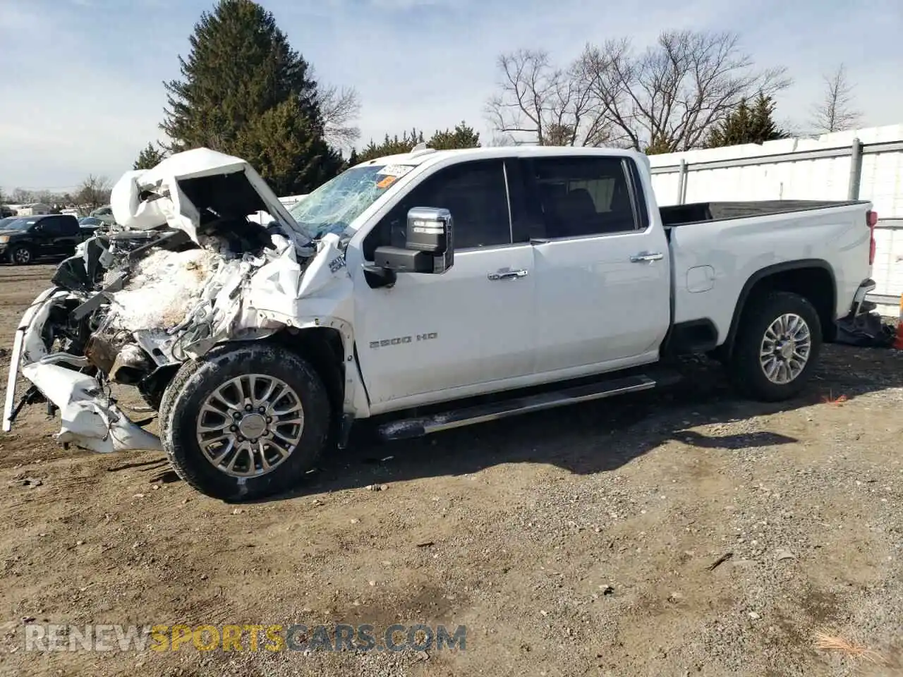 1 Photograph of a damaged car 1GC4YREY6LF120979 CHEVROLET ALL Models 2020
