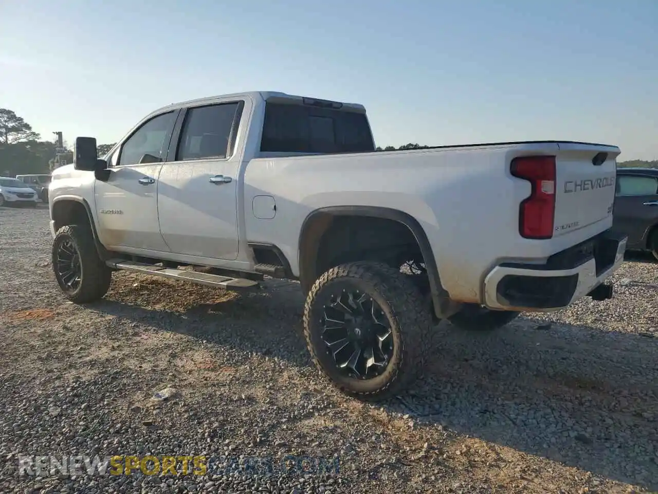 2 Фотография поврежденного автомобиля 1GC4YREY8LF148301 CHEVROLET ALL Models 2020