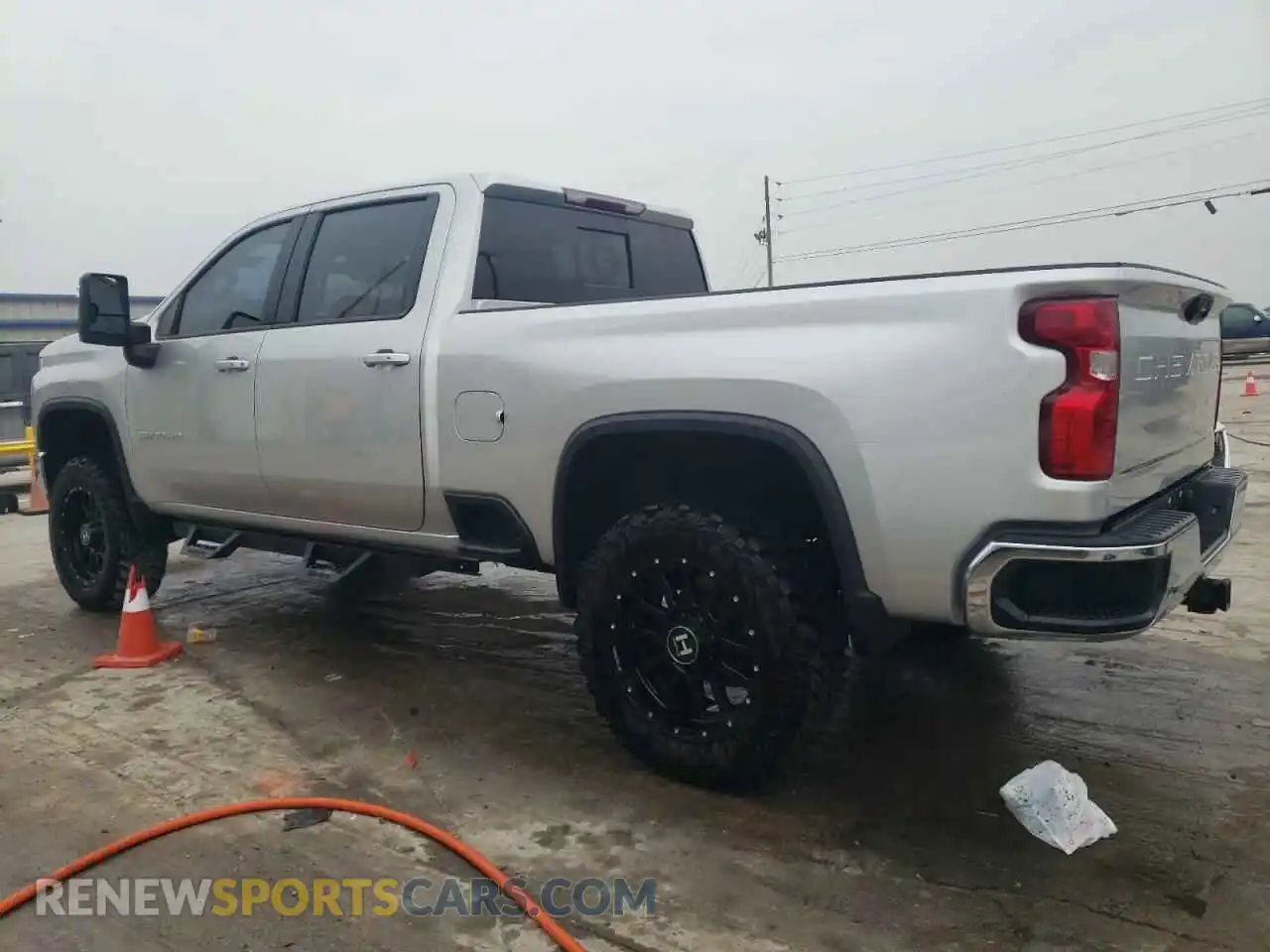 2 Photograph of a damaged car 1GC4YTEY9LF112730 CHEVROLET ALL Models 2020