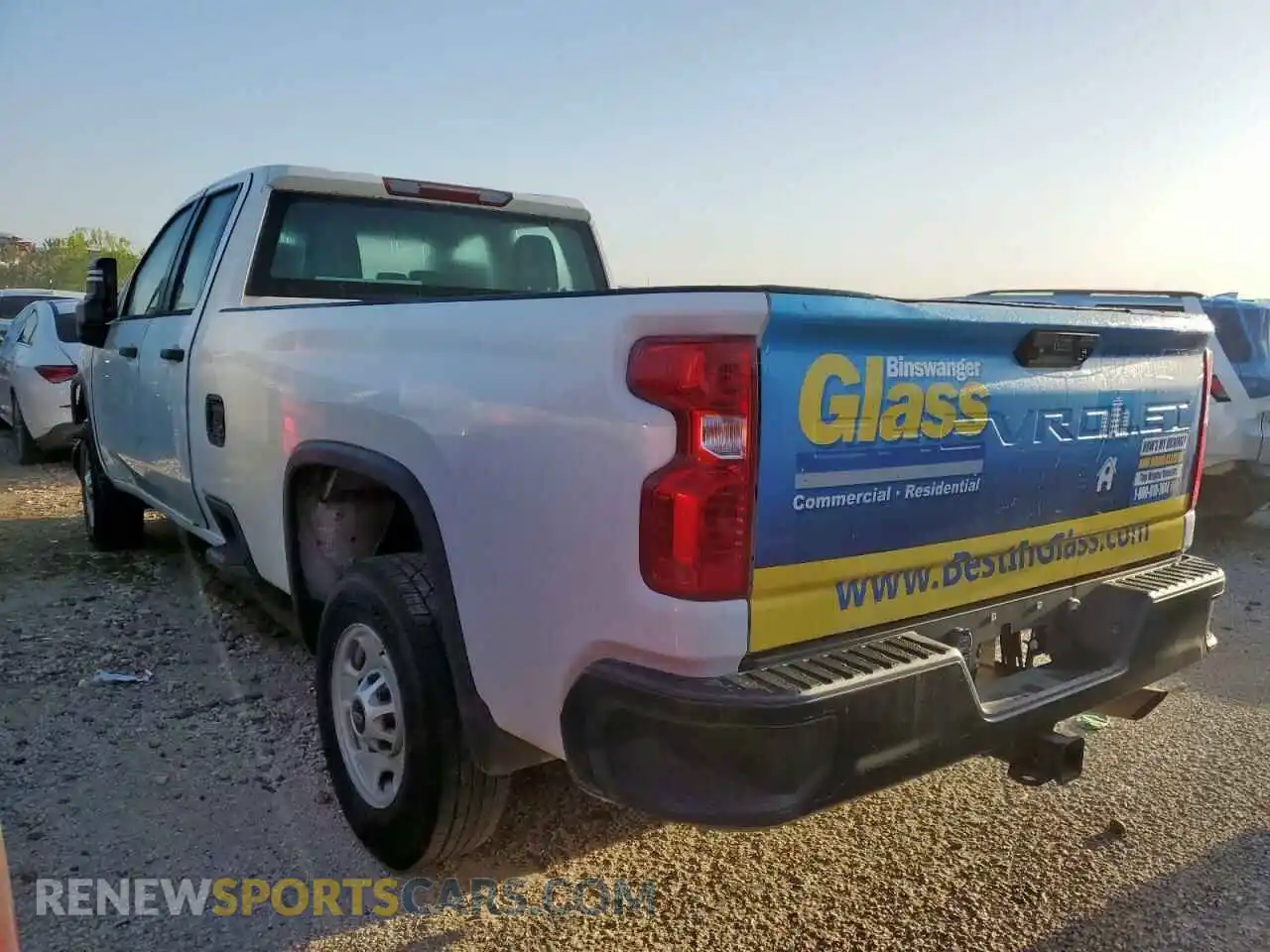 2 Photograph of a damaged car 1GC5WLE75LF254560 CHEVROLET ALL Models 2020