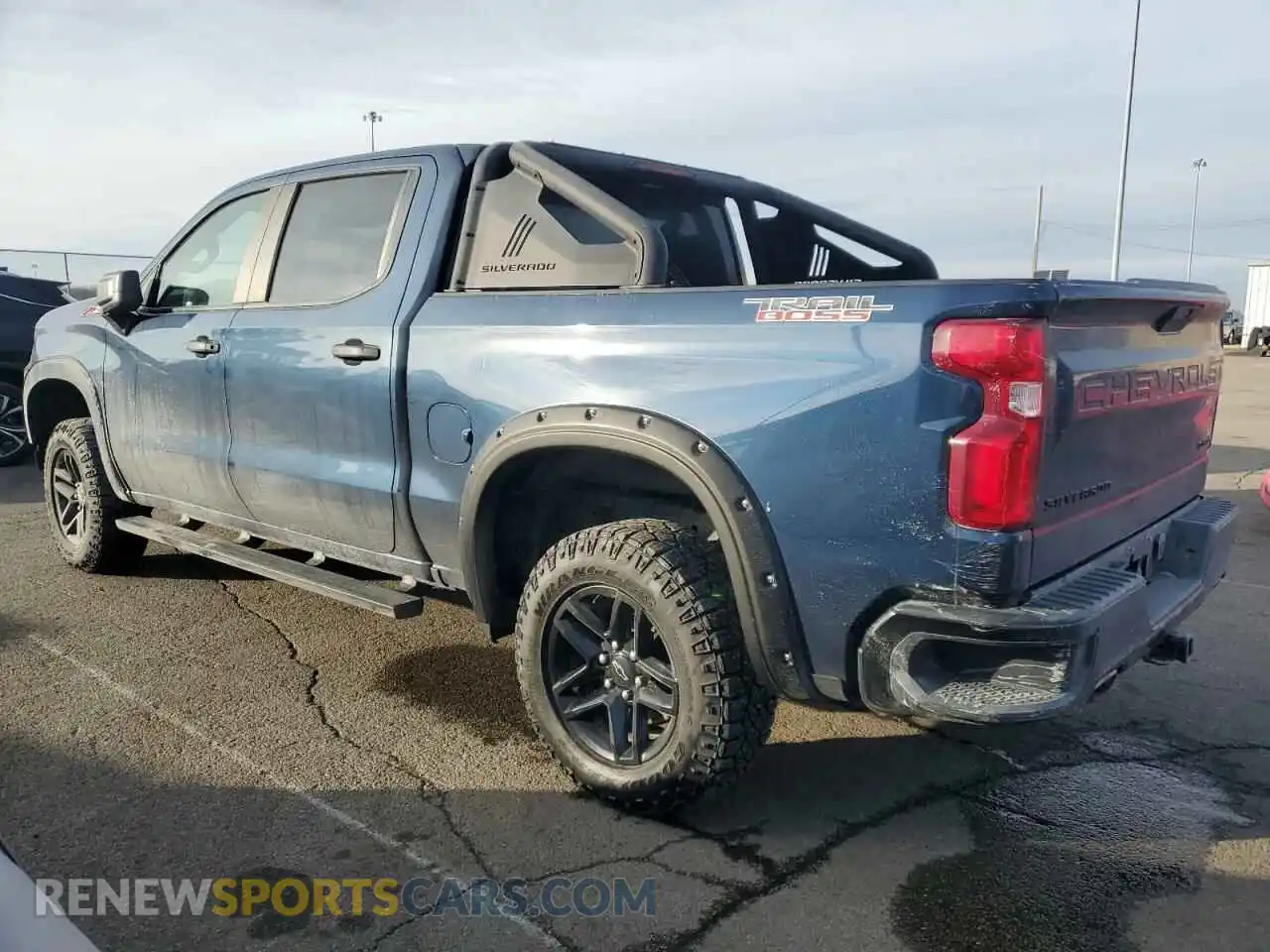2 Photograph of a damaged car 1GCPYCEF0LZ379930 CHEVROLET ALL Models 2020