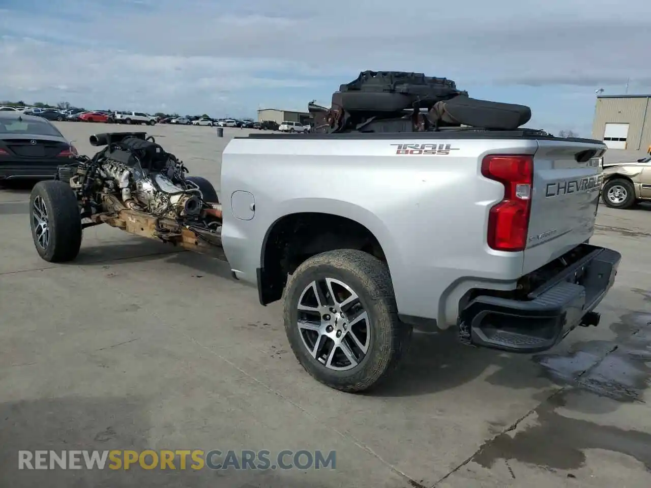 2 Photograph of a damaged car 1GCPYFED7LZ107424 CHEVROLET ALL Models 2020