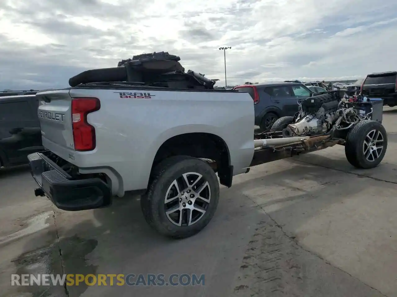 3 Photograph of a damaged car 1GCPYFED7LZ107424 CHEVROLET ALL Models 2020