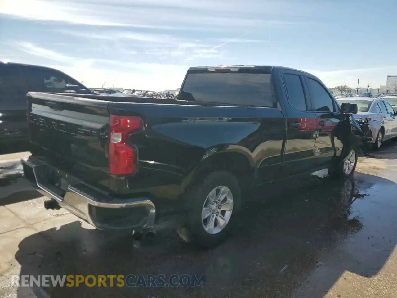 3 Photograph of a damaged car 1GCRYDED3LZ252697 CHEVROLET ALL Models 2020