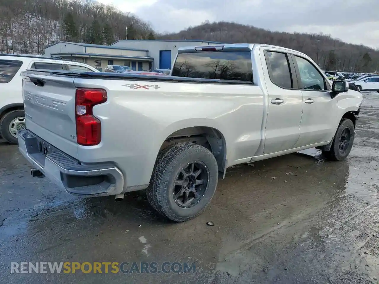 3 Photograph of a damaged car 1GCRYDED8LZ207318 CHEVROLET ALL Models 2020