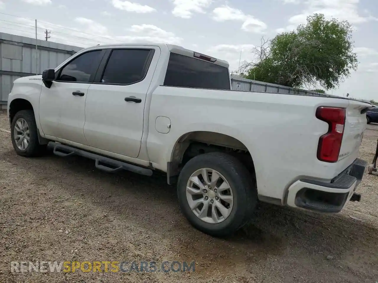2 Photograph of a damaged car 3GCPWBEK2LG373608 CHEVROLET ALL Models 2020