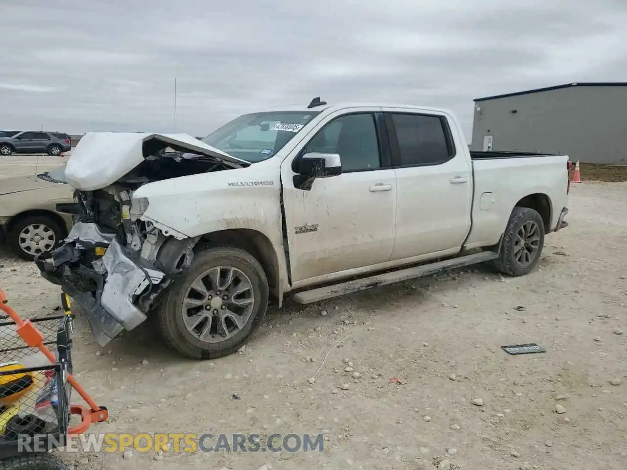 1 Photograph of a damaged car 3GCUWCED3LG158037 CHEVROLET ALL Models 2020