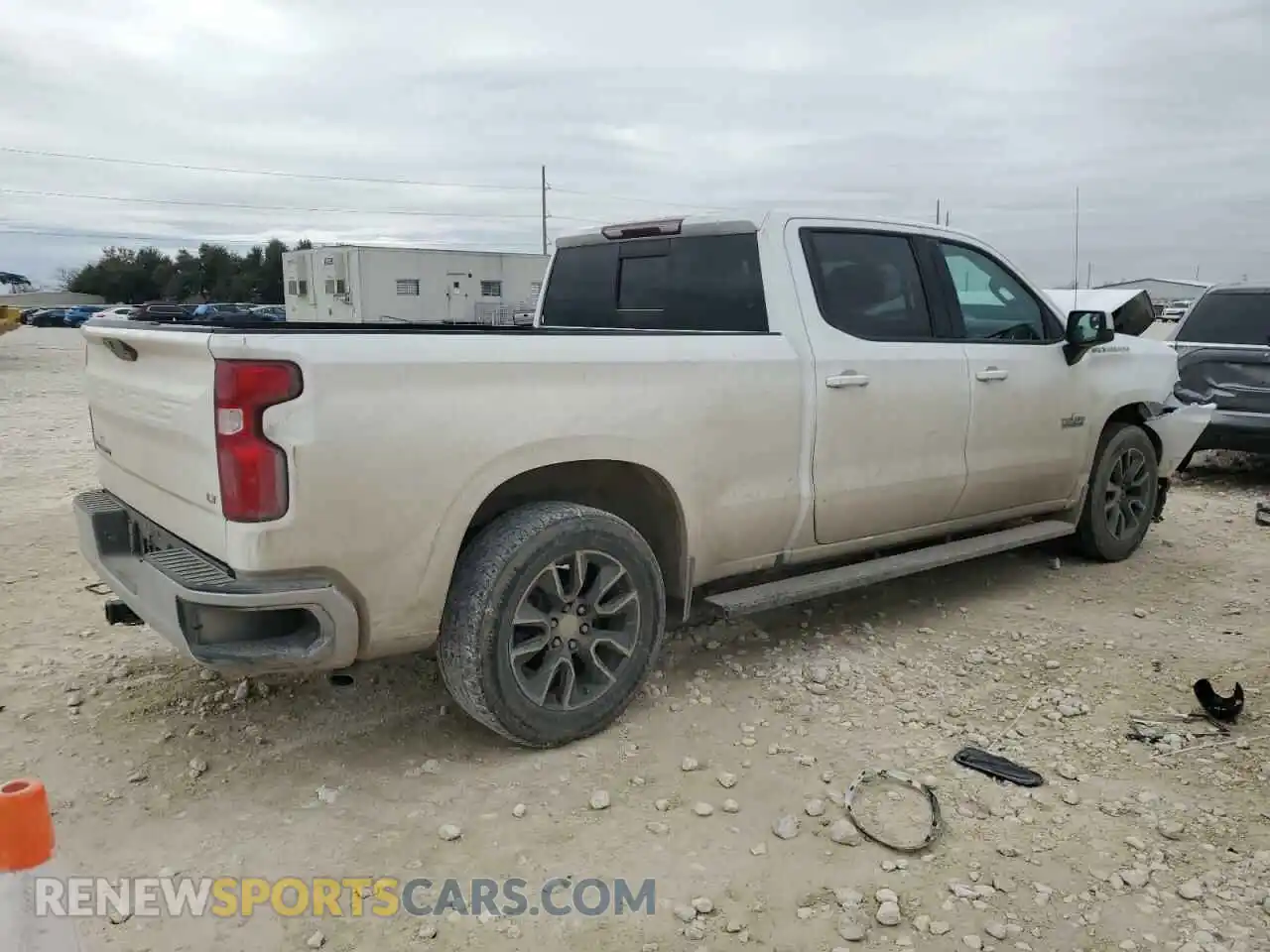 3 Photograph of a damaged car 3GCUWCED3LG158037 CHEVROLET ALL Models 2020