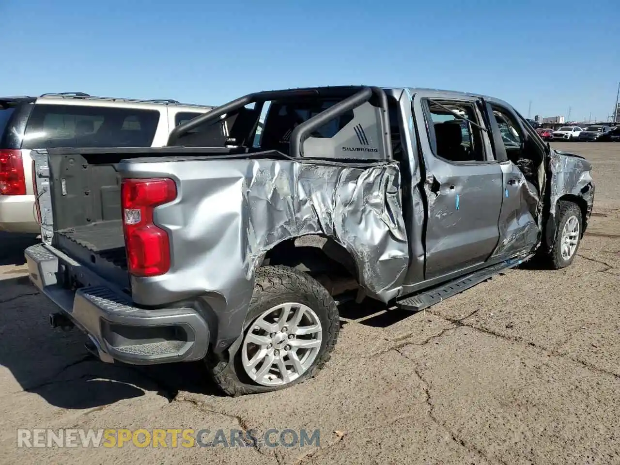 3 Photograph of a damaged car 3GCUYEED3LG443083 CHEVROLET ALL Models 2020