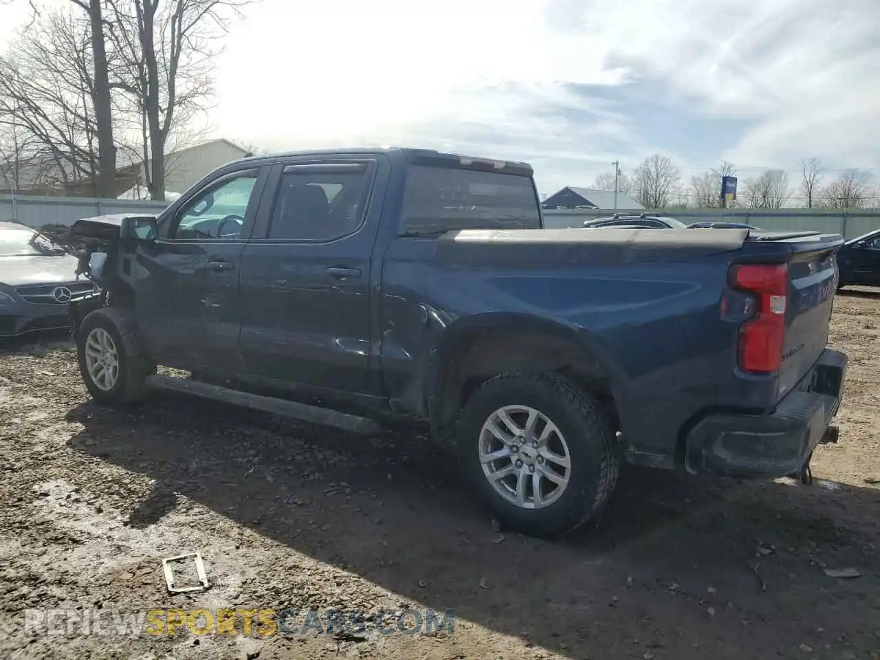 2 Photograph of a damaged car 3GCUYEED7LG404478 CHEVROLET ALL Models 2020