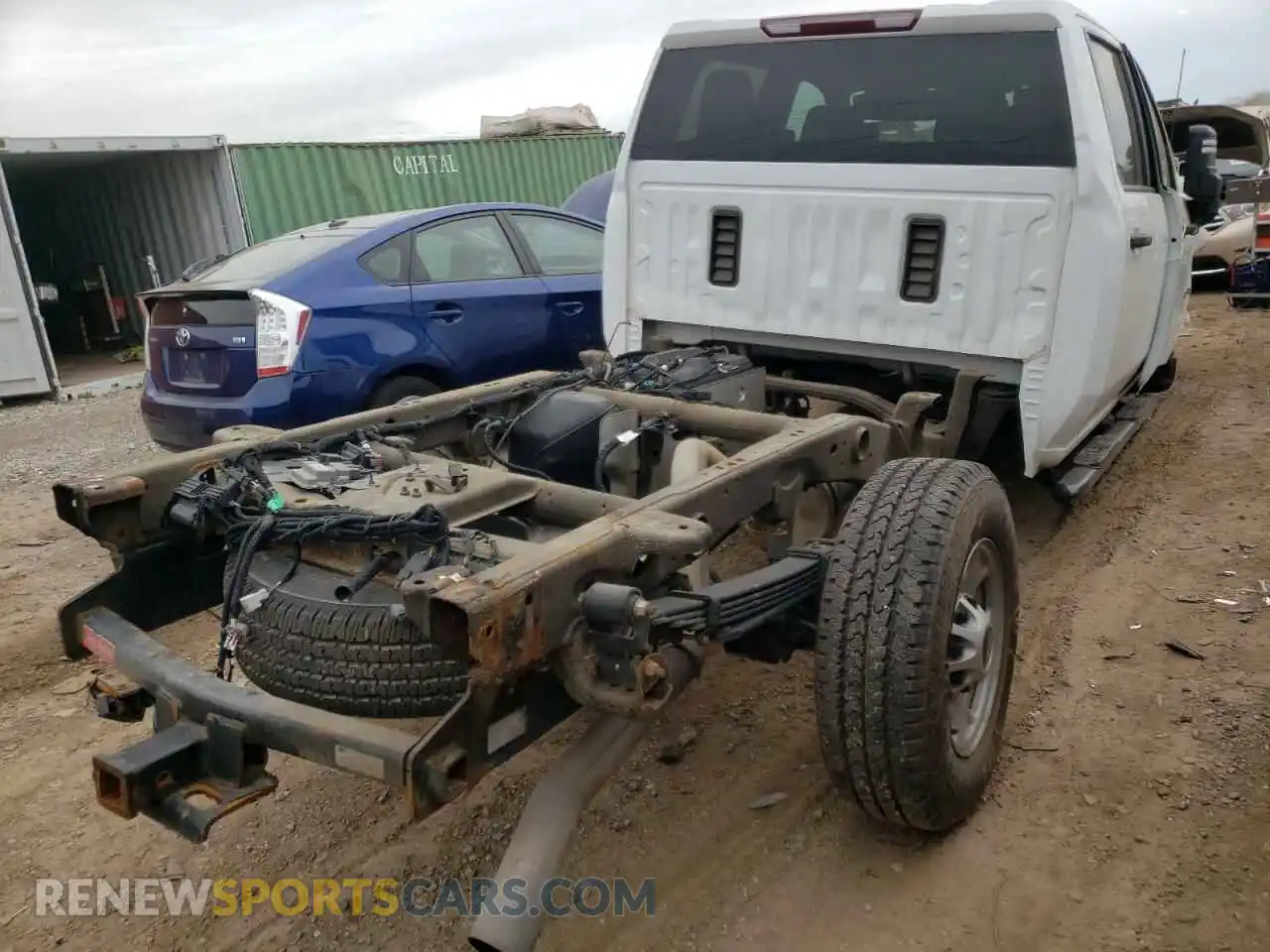 3 Photograph of a damaged car 1GB1WLE73MF123602 CHEVROLET ALL Models 2021