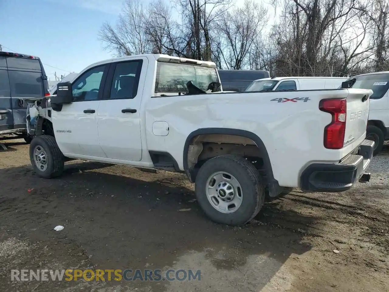 2 Photograph of a damaged car 1GC2YLE70MF215924 CHEVROLET ALL Models 2021