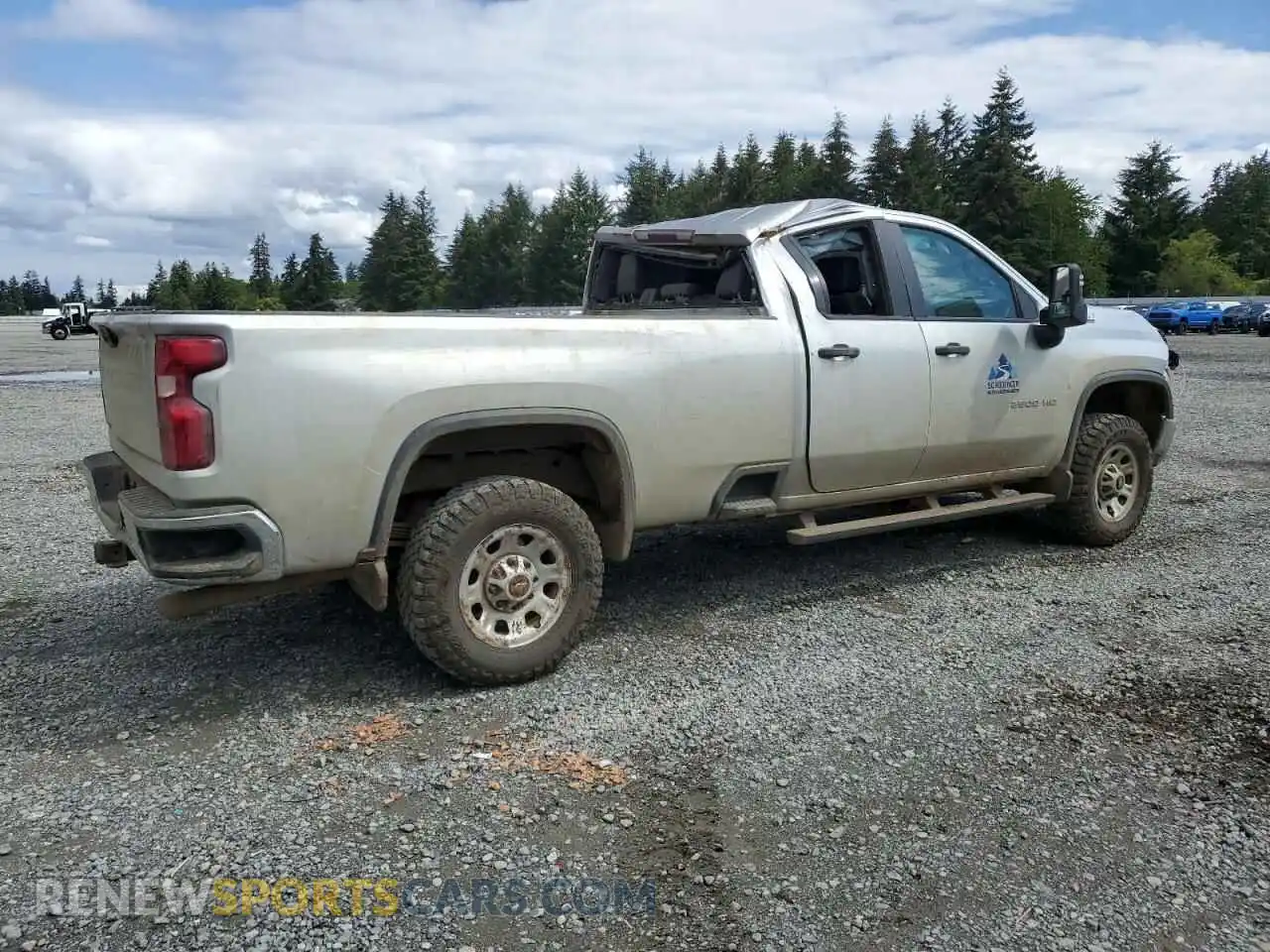 3 Photograph of a damaged car 1GC2YLE78MF279208 CHEVROLET ALL Models 2021