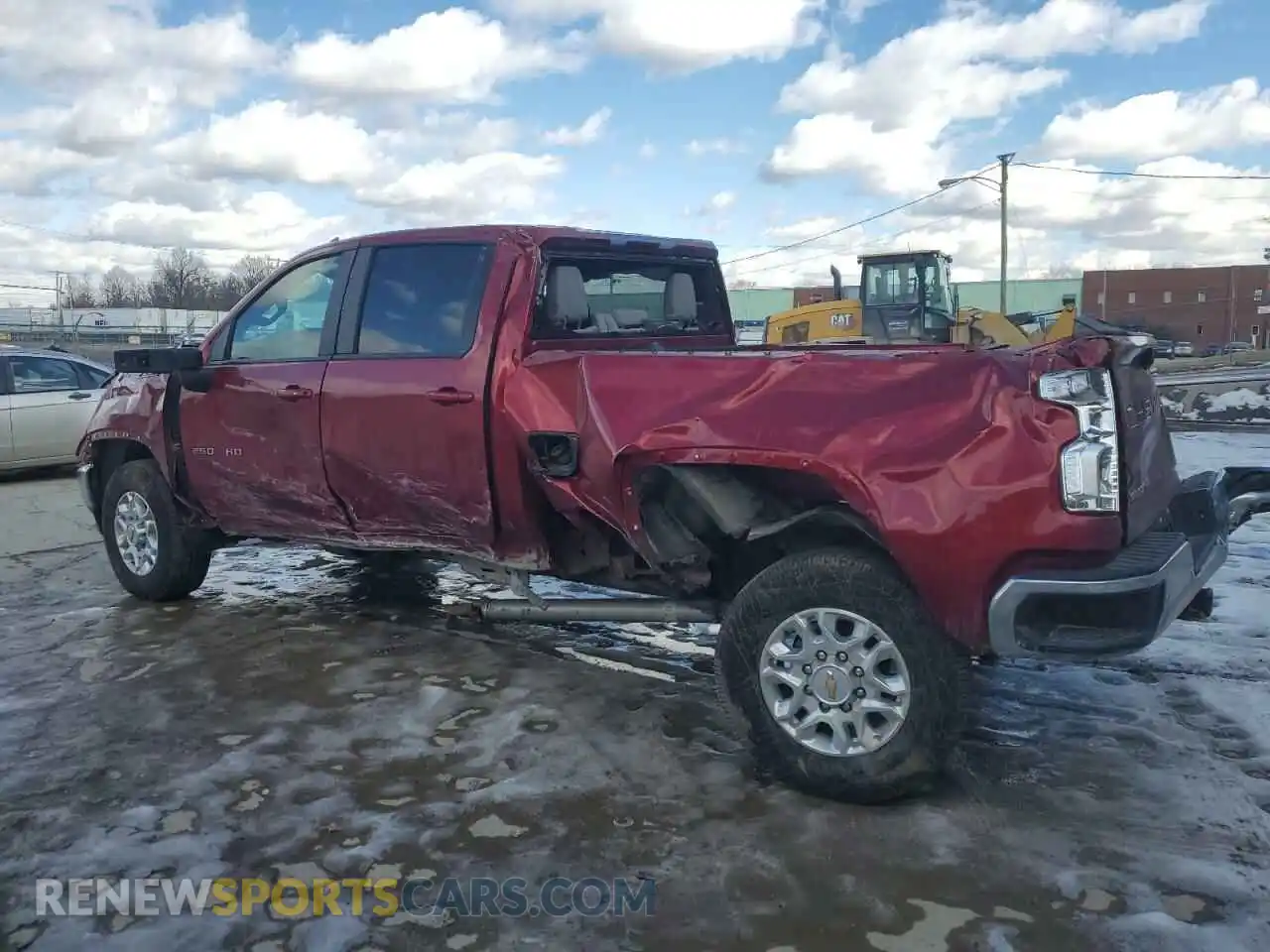 2 Photograph of a damaged car 1GC4YNE75MF262743 CHEVROLET ALL Models 2021