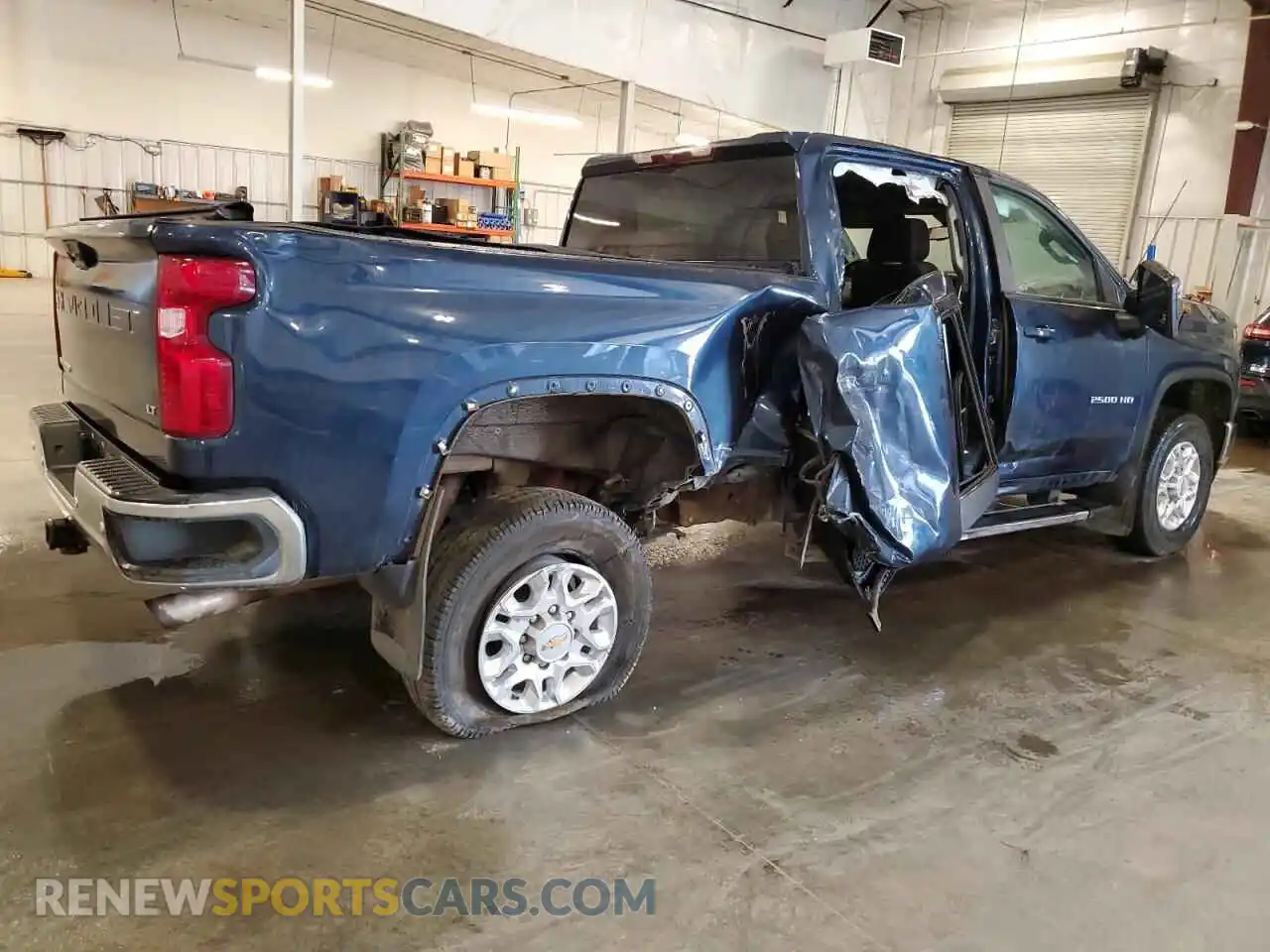 3 Photograph of a damaged car 1GC4YNE77MF230621 CHEVROLET ALL Models 2021