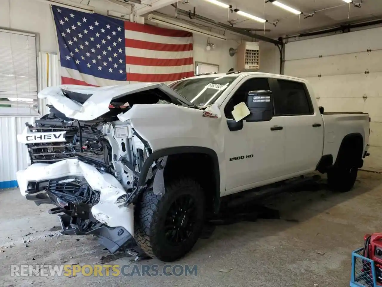 1 Photograph of a damaged car 1GC4YNEYXMF144390 CHEVROLET ALL Models 2021