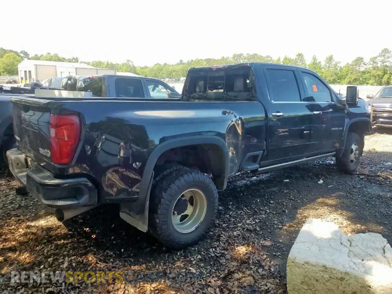 3 Фотография поврежденного автомобиля 1GC4YVEY5MF269703 CHEVROLET ALL Models 2021