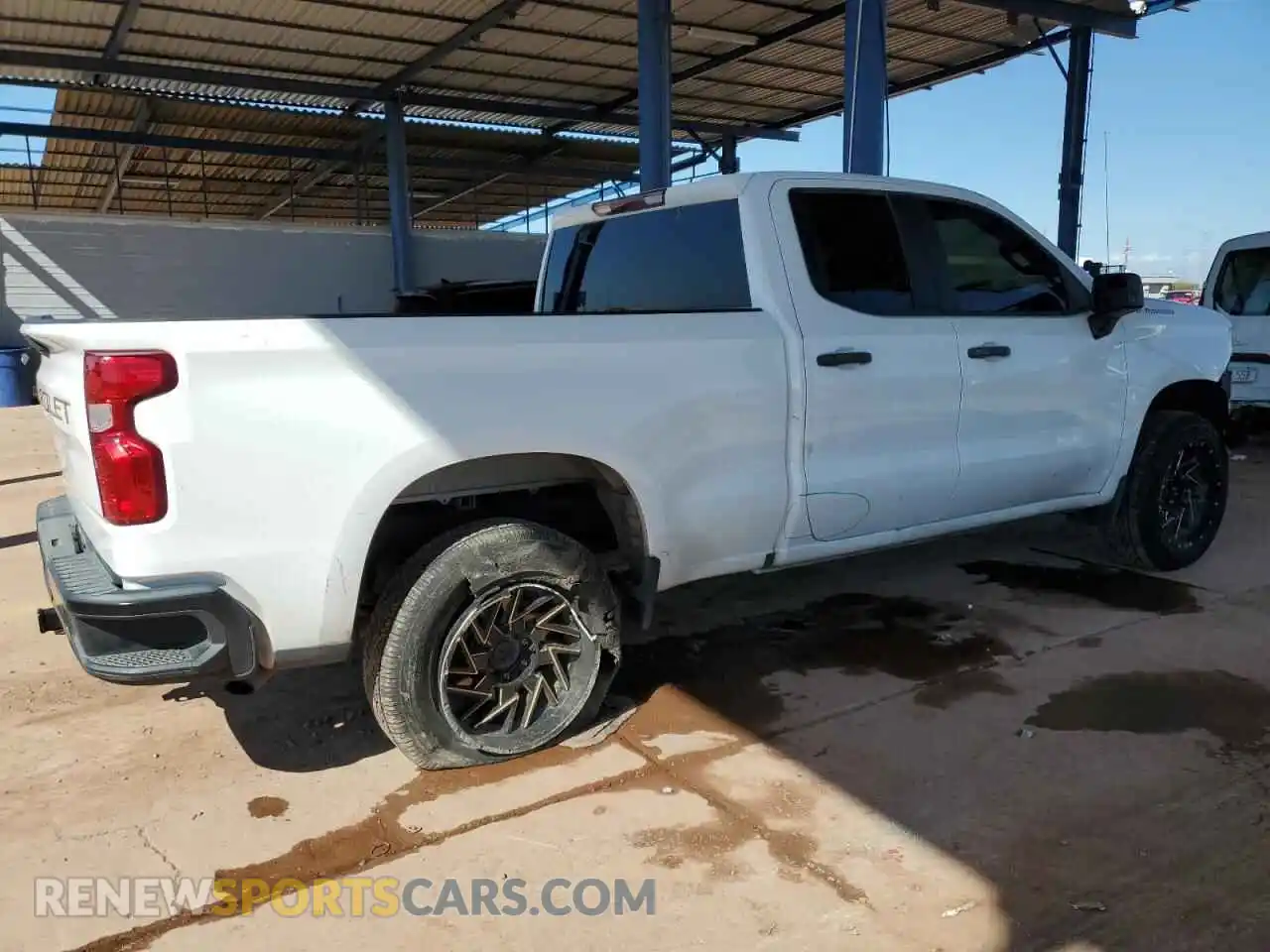 3 Фотография поврежденного автомобиля 1GCRWAEH4MZ137342 CHEVROLET ALL Models 2021