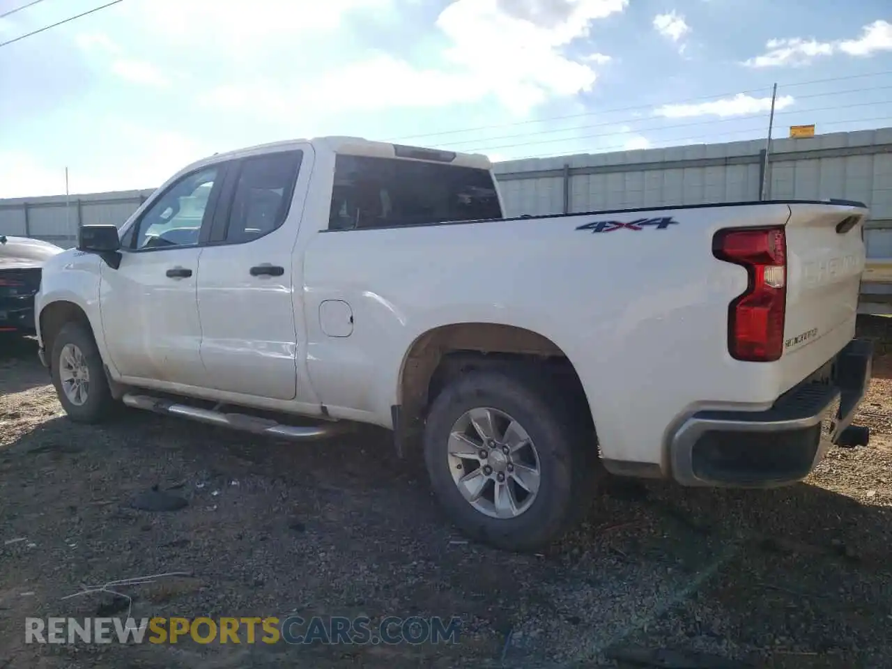 2 Photograph of a damaged car 1GCRYAEF9MZ261289 CHEVROLET ALL Models 2021