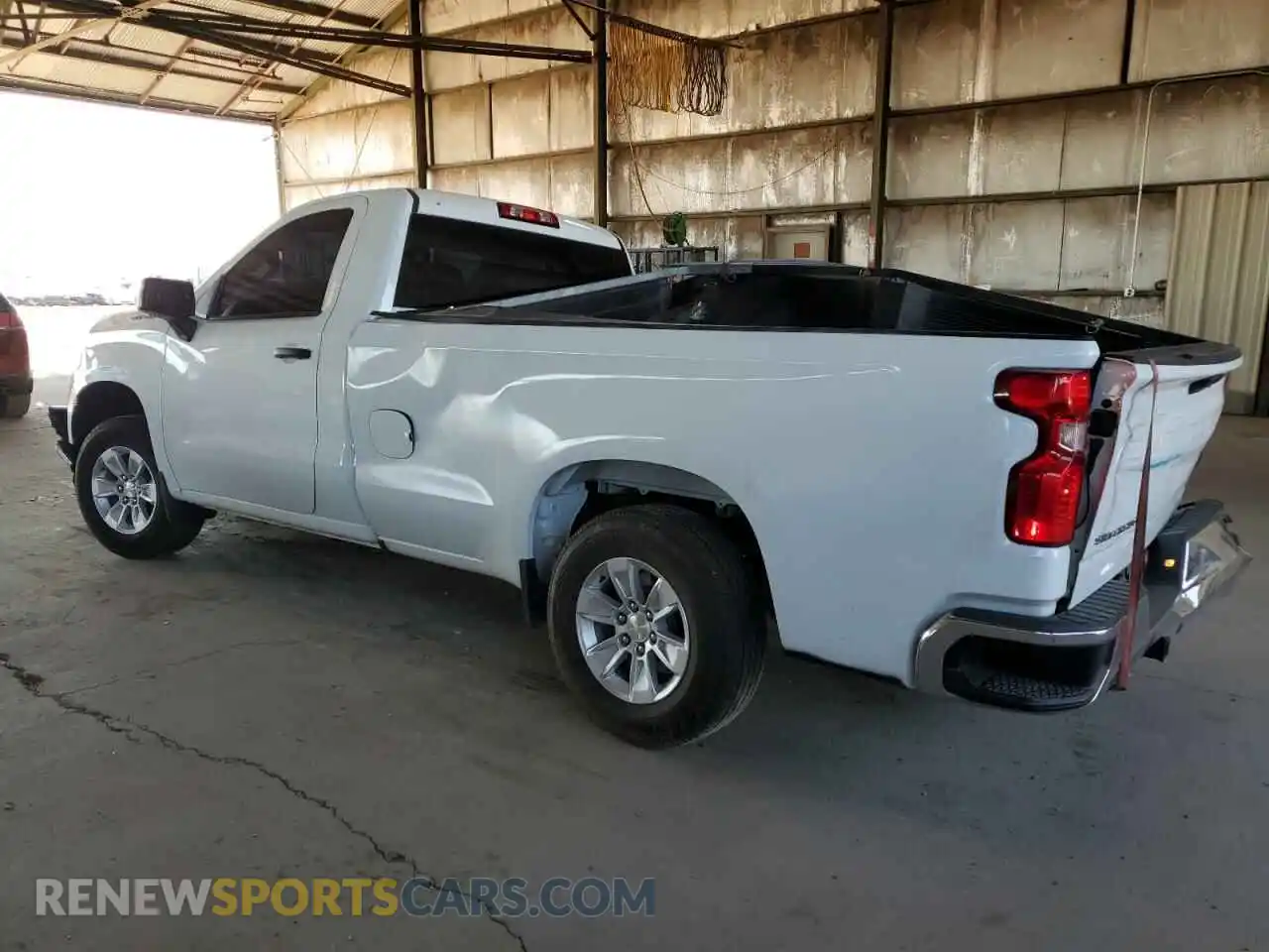 2 Photograph of a damaged car 3GCNWAEFXMG357744 CHEVROLET ALL Models 2021