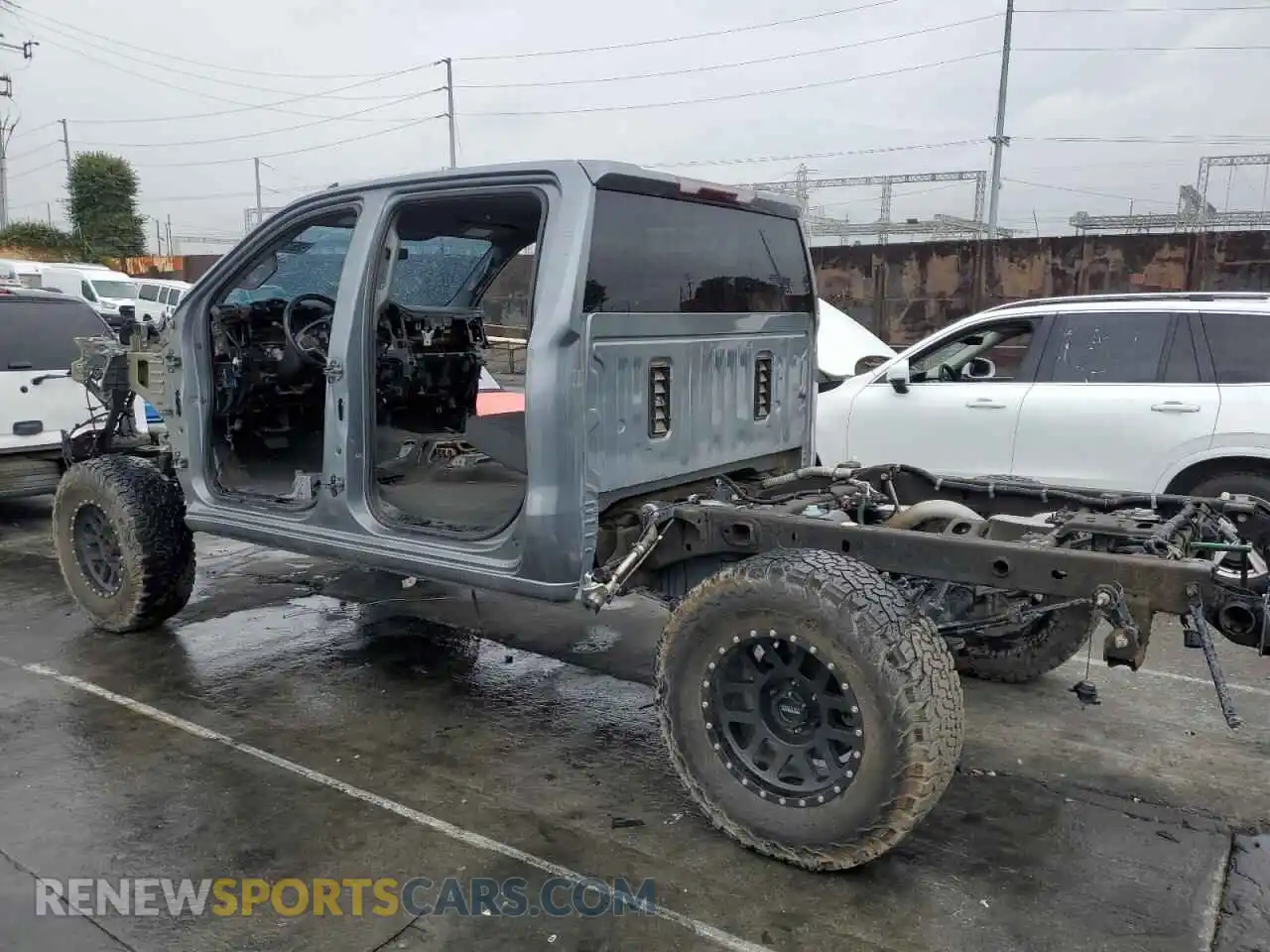 2 Фотография поврежденного автомобиля 3GCPWCED9MG383173 CHEVROLET ALL Models 2021