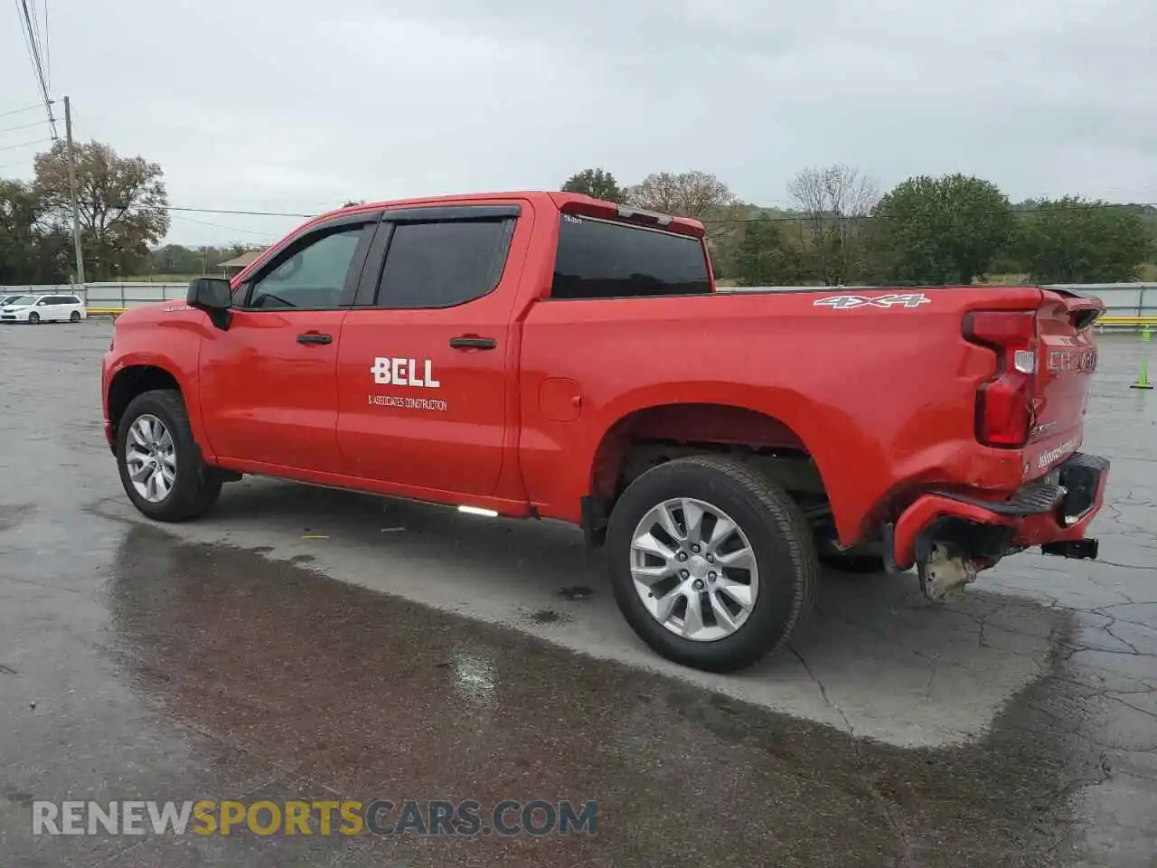 2 Photograph of a damaged car 3GCUYBEF6MG126500 CHEVROLET ALL Models 2021