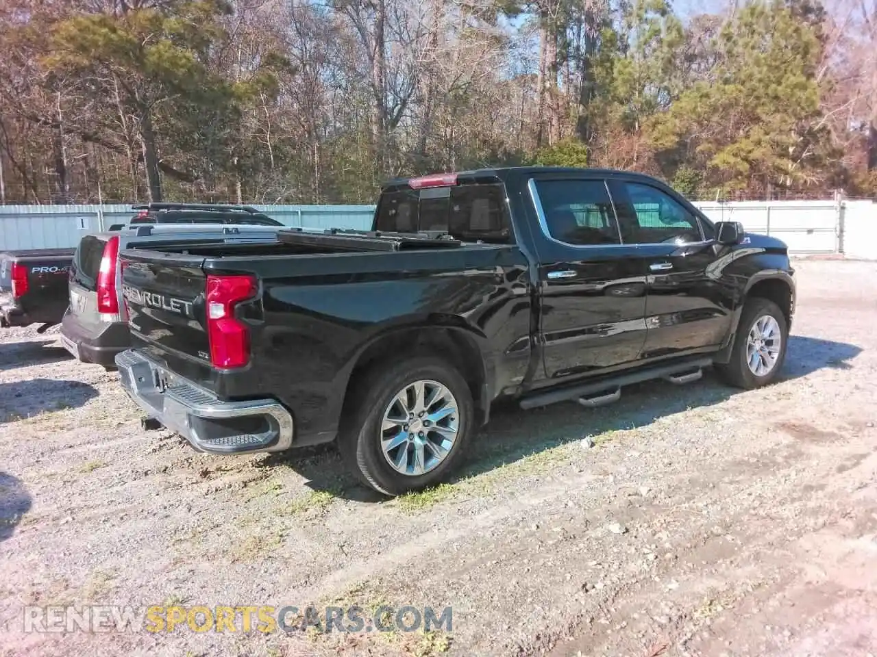 3 Photograph of a damaged car 3GCUYGEL3MG132015 CHEVROLET ALL Models 2021