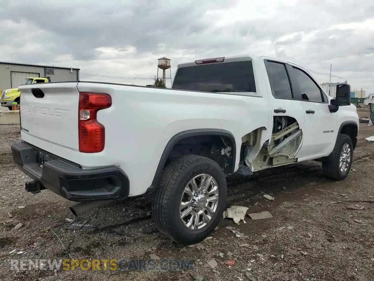 3 Photograph of a damaged car 1GC2WLE76NF159589 CHEVROLET ALL Models 2022