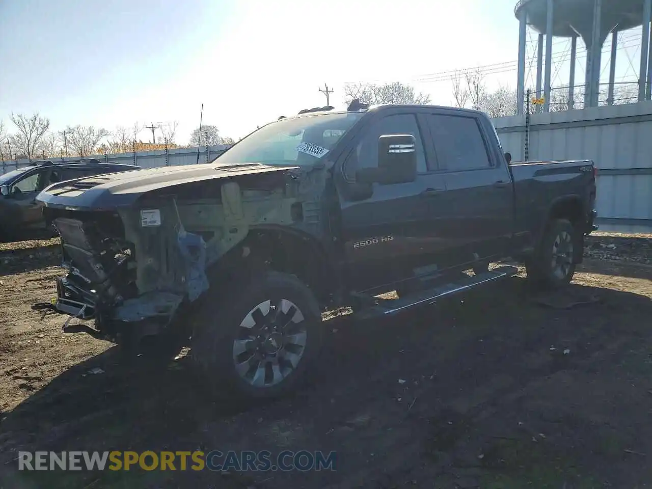 1 Photograph of a damaged car 1GC4YME73NF180974 CHEVROLET ALL Models 2022