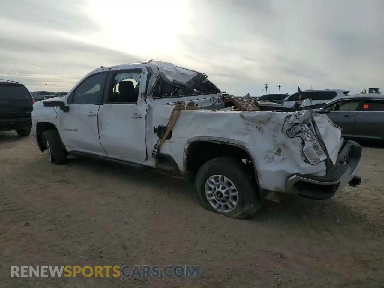 2 Фотография поврежденного автомобиля 1GC4YNEY5NF178898 CHEVROLET ALL Models 2022